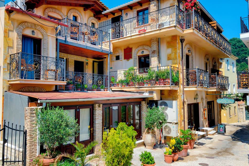 Acropol Hotel