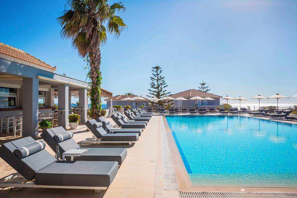 Astra Village Hotel & Suites