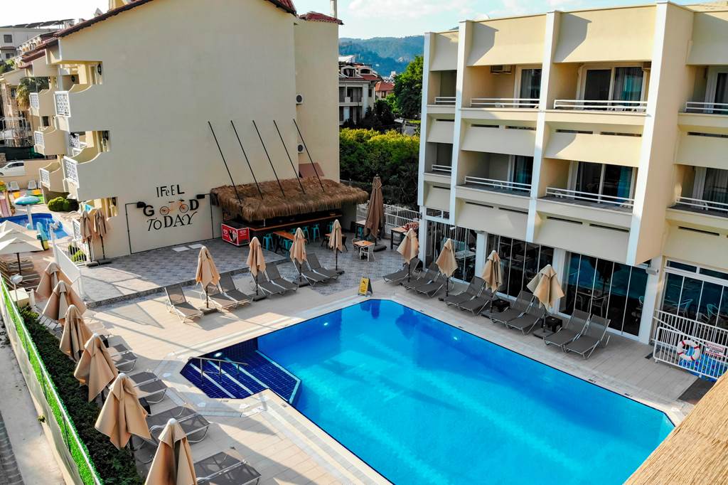 Blue Palace Hotel