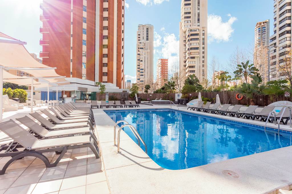 Flamingo Beach Resort