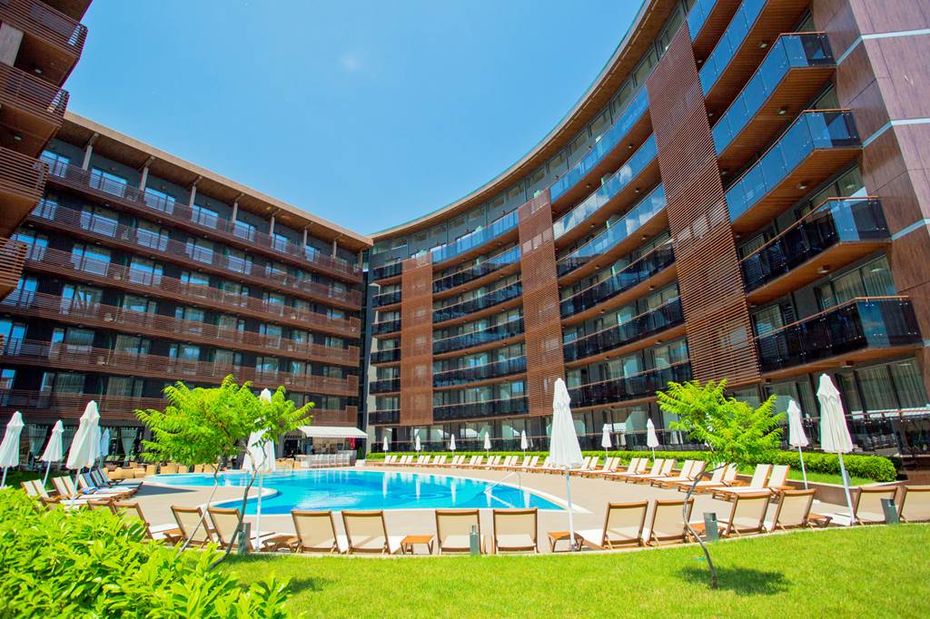 Galeon Residence & Spa