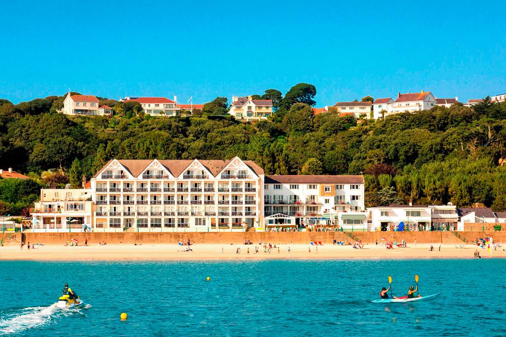 Golden Sands Hotel
