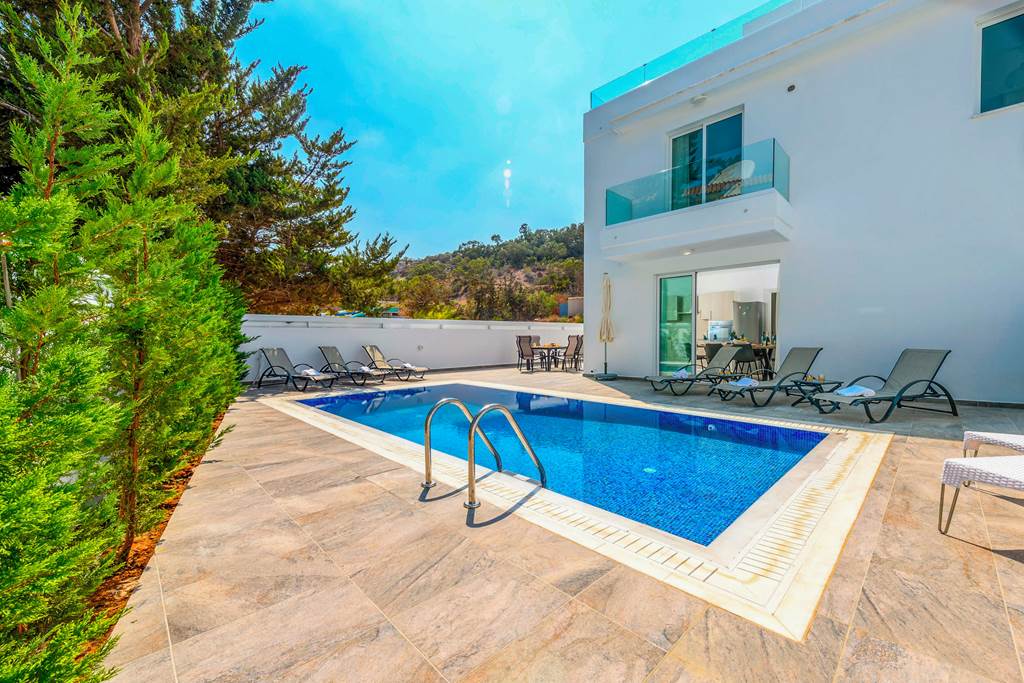 Green Bay Villa 16