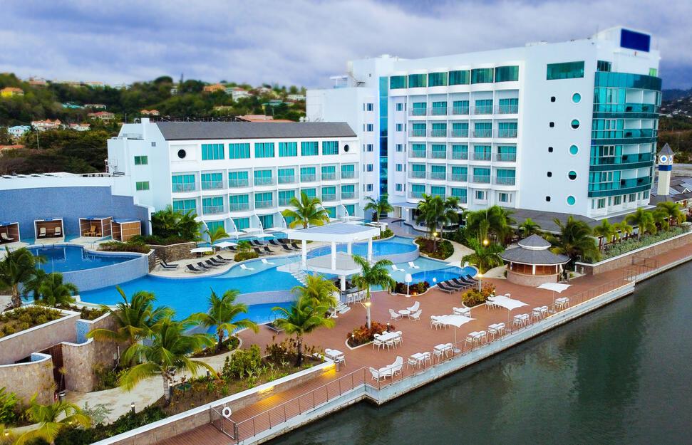 Harbor Club St Lucia