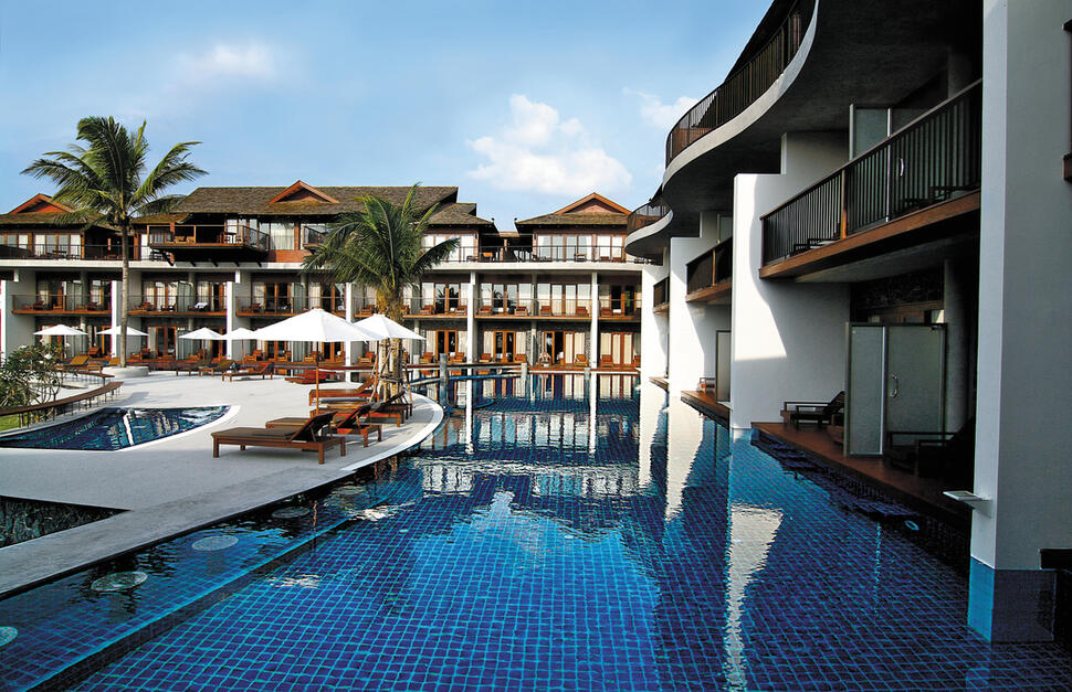 Holiday Ao Nang Beach Resort