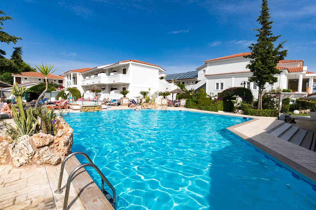 Hotel Louros Beach