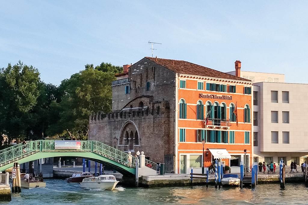 Hotel Santa Chiara