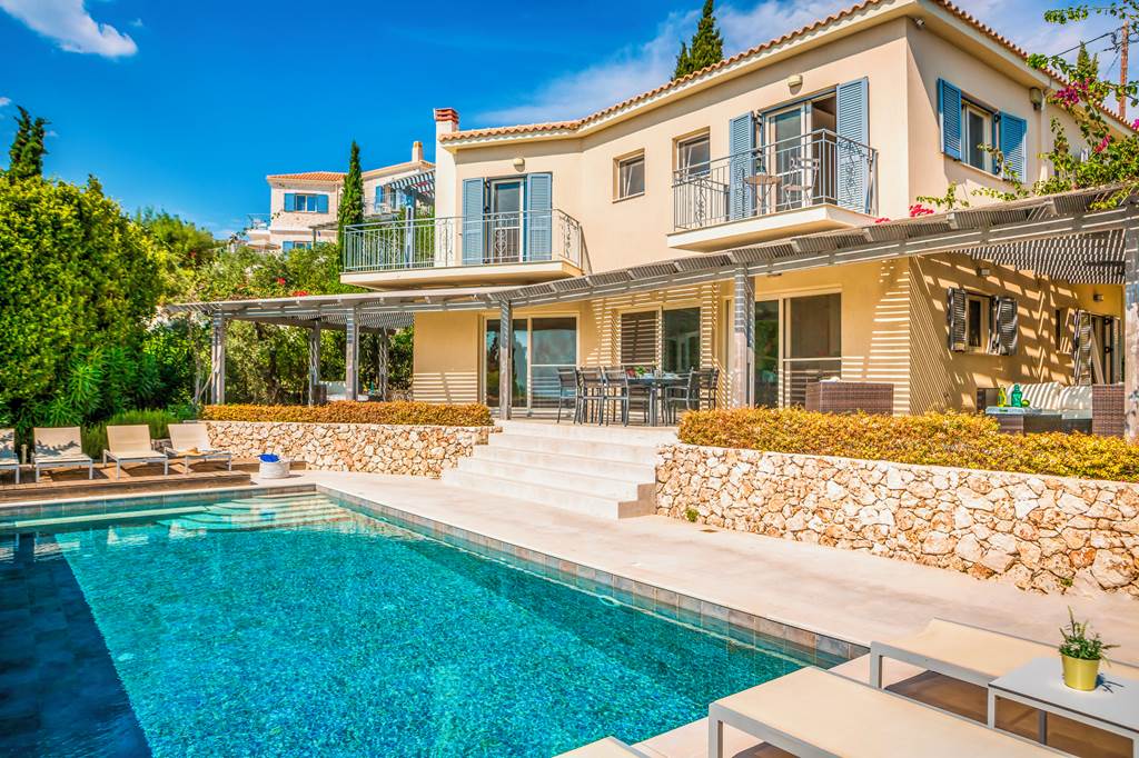 Kaminia Beach Villa