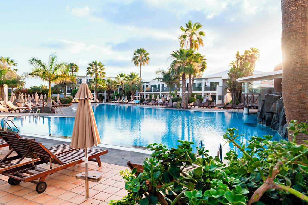 Las Marismas Apartments