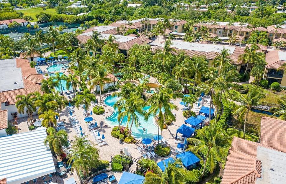 Naples Bay Resort