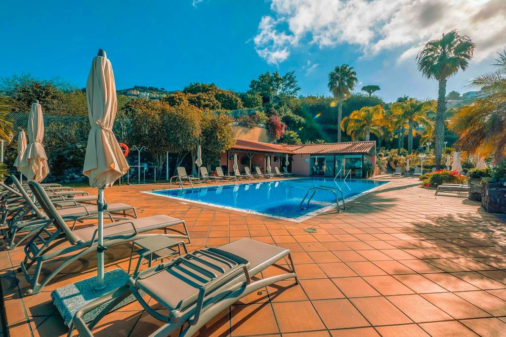 Ocean Gardens Hotel