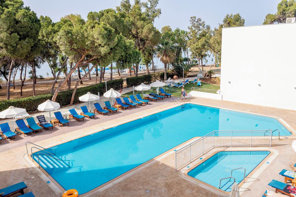 Park Beach Hotel