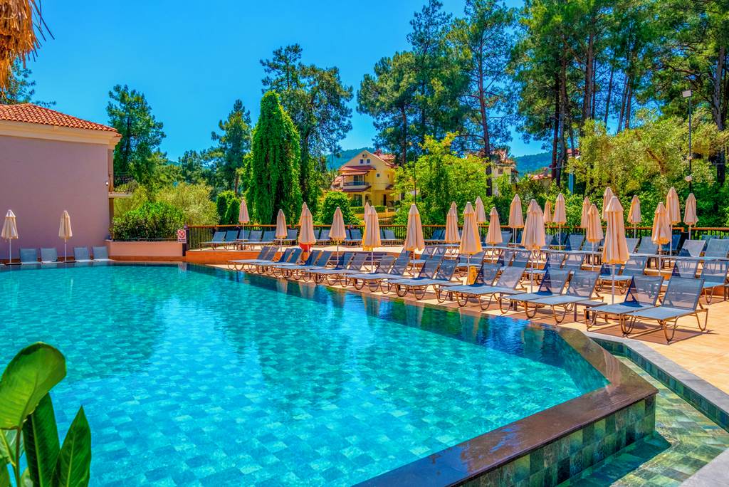 Pine Valley Hotel