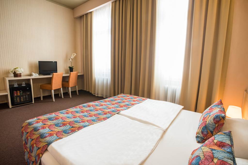 Star City Hotel