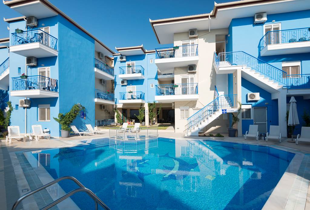 Stratos Hotel