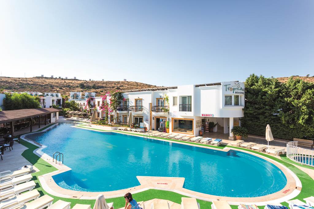 Tropicana Beach Apartments