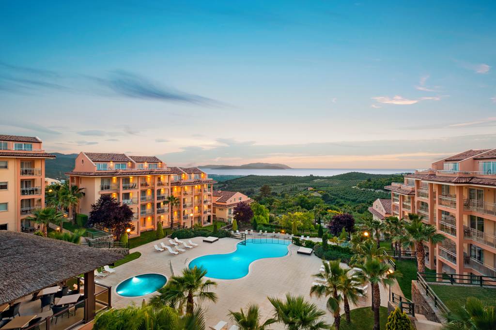 Unique Residence Hotel Golf & Spa formerly Wyndham Residences