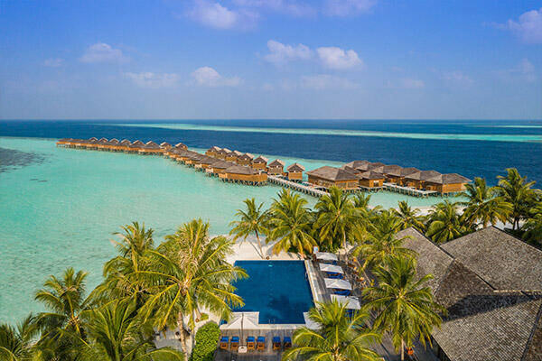 Vilamendhoo Resort & Spa