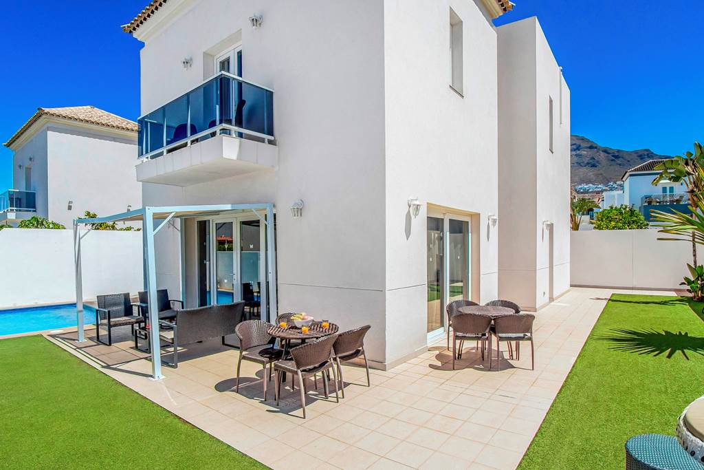 Villa Acacia