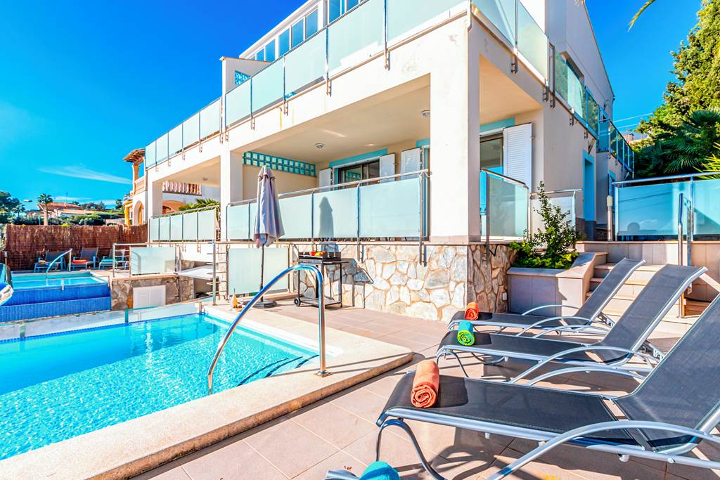 Villa Alcanada B