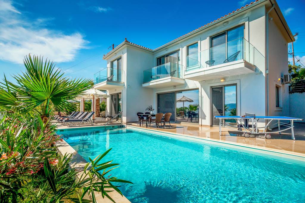 Villa Bay View II