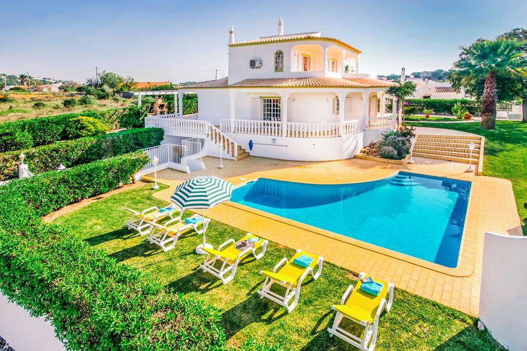Villa Marco Real