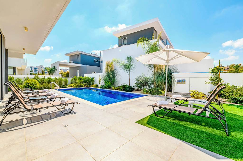 Villa Olivine Waves