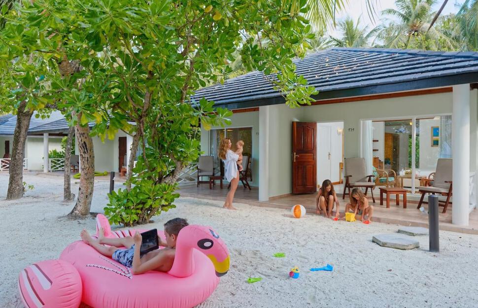 Villa Park Sun Island