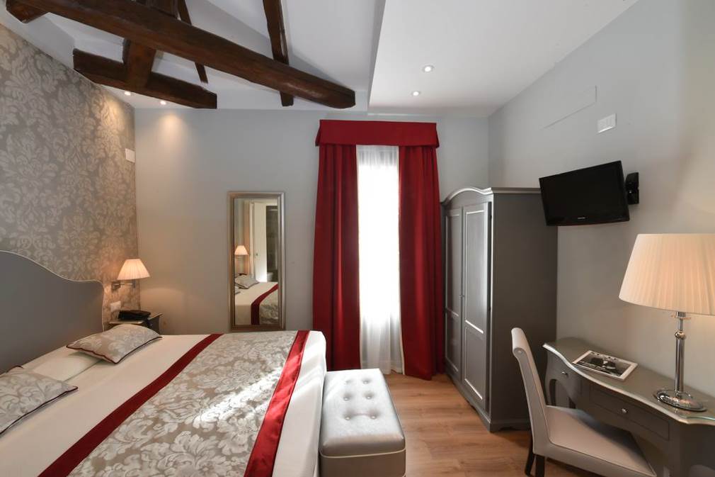 Villa Rosa Hotel
