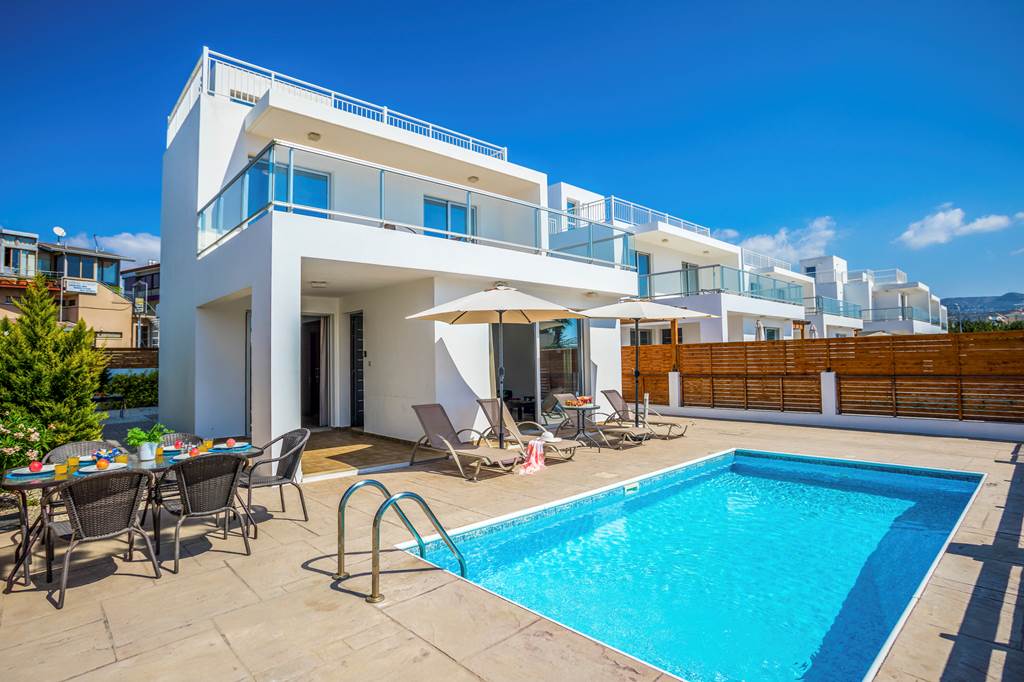 Villa White Jasmin